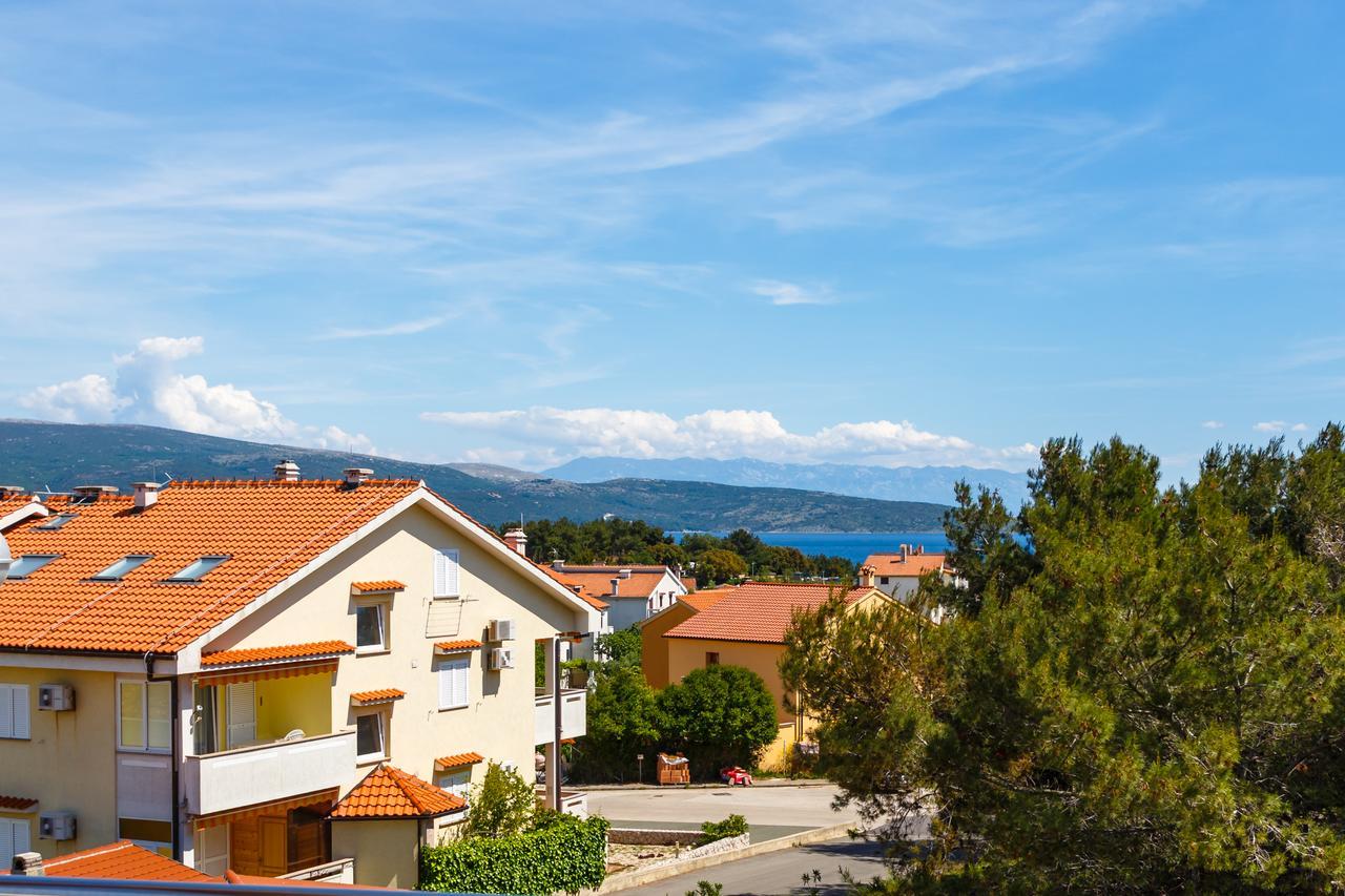 Apartments Vlado クルク エクステリア 写真